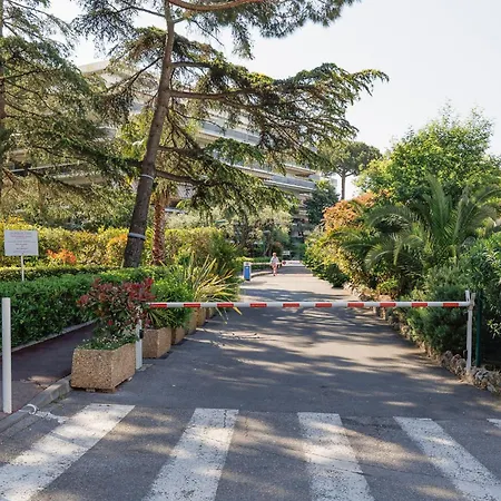 Lerins Renove Ideal Famille Plages De Juan Les Pins A 200m Confort & Parking Apartment